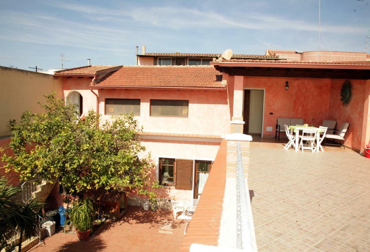 L'Isola Felice Apartment Monserrato Εξωτερικό φωτογραφία