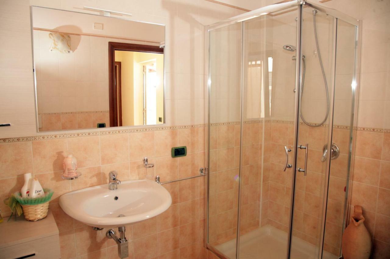L'Isola Felice Apartment Monserrato Εξωτερικό φωτογραφία