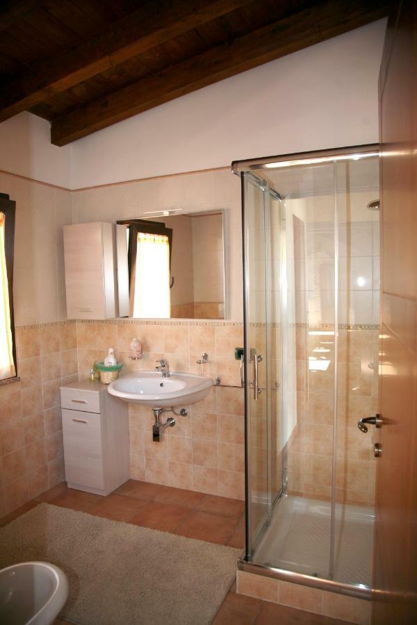 L'Isola Felice Apartment Monserrato Εξωτερικό φωτογραφία