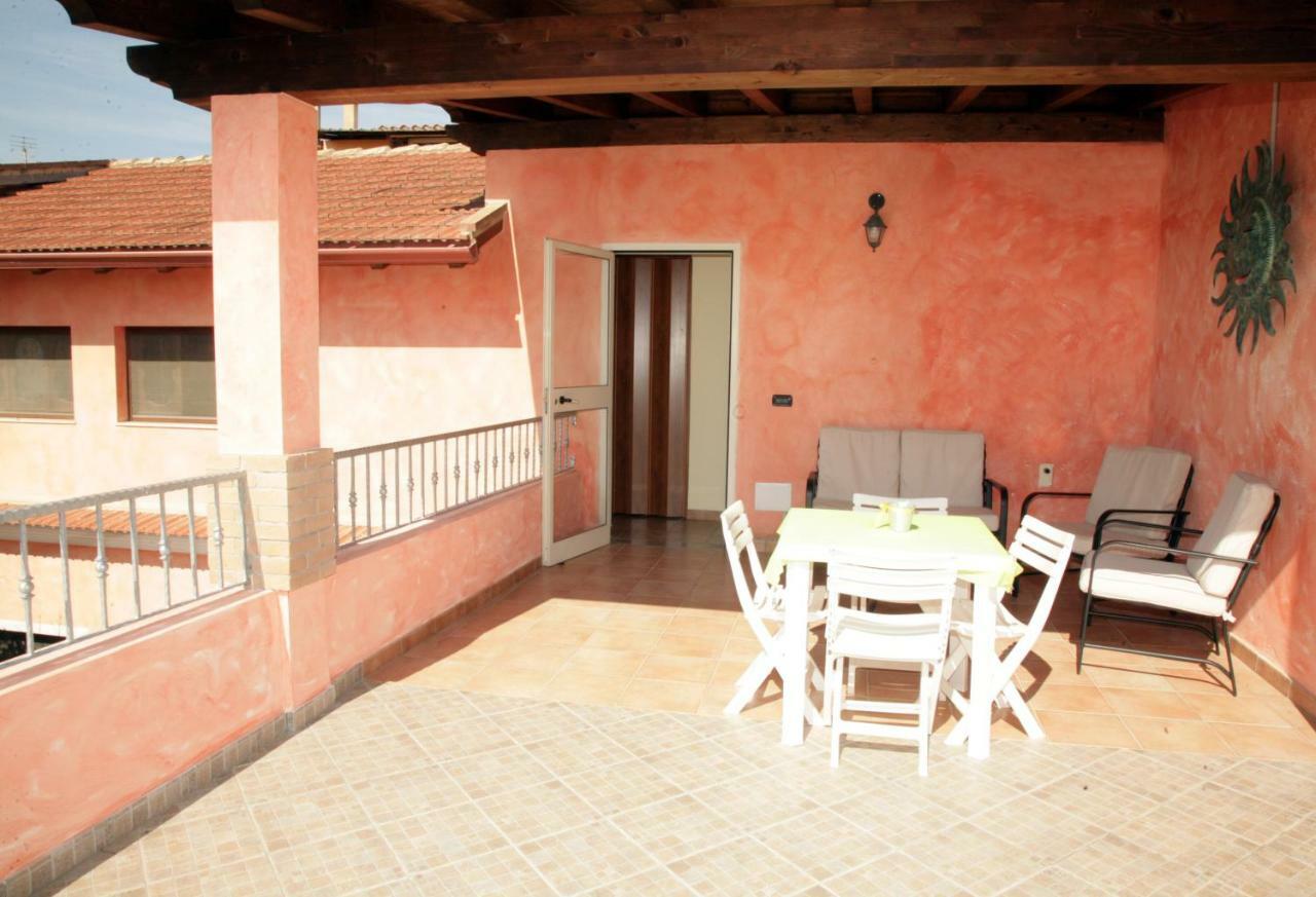 L'Isola Felice Apartment Monserrato Εξωτερικό φωτογραφία
